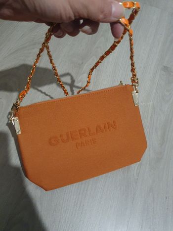 Pochette Guerlain