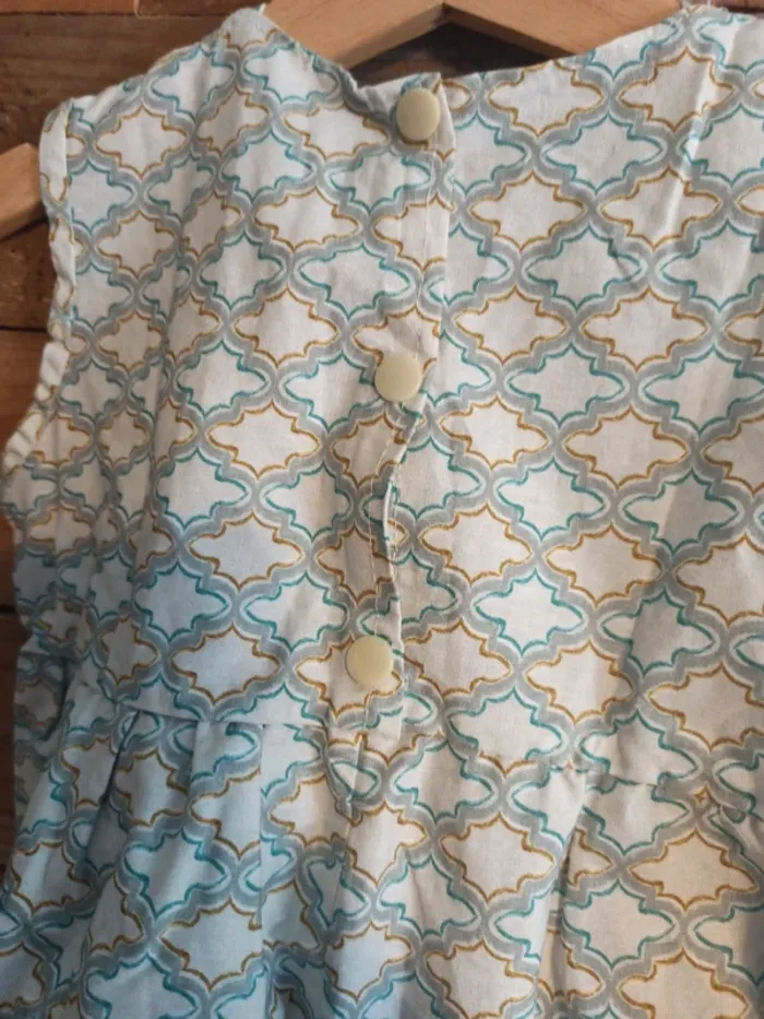 Robe fait main legere 3 ans tbe - photo numéro 5