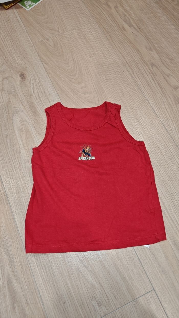3 débardeurs Spider-Man 2/3ans - photo numéro 3