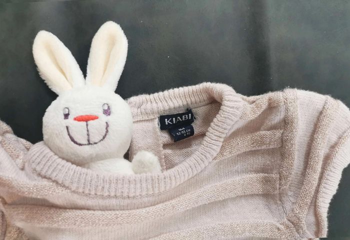 Ensemble 👣 Pull robe rose dorée kiabi et gilet blanc cache cœur cocoon 1mois/54cm - photo numéro 7