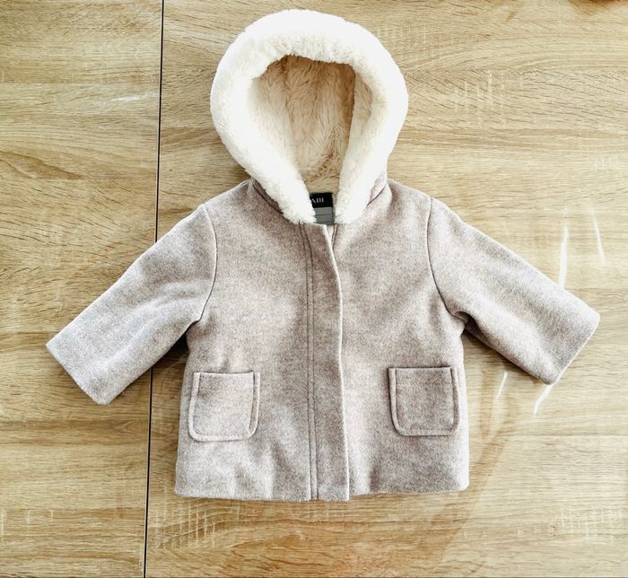 Duffle-coat beige avec capuche « Kiabi » taille 6 mois