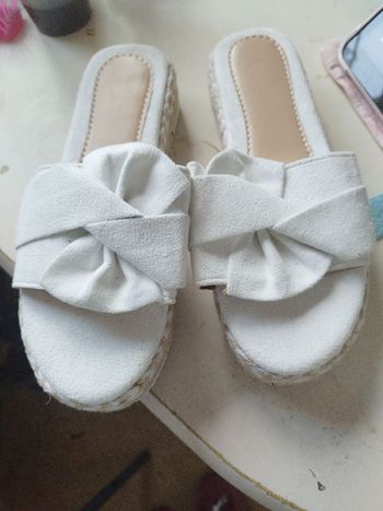 Chaussure été ouvertes pied nu 37