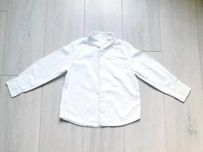 Chemise blanche rayée blanc. Garçon 5 ans. Marque Du pareil au même