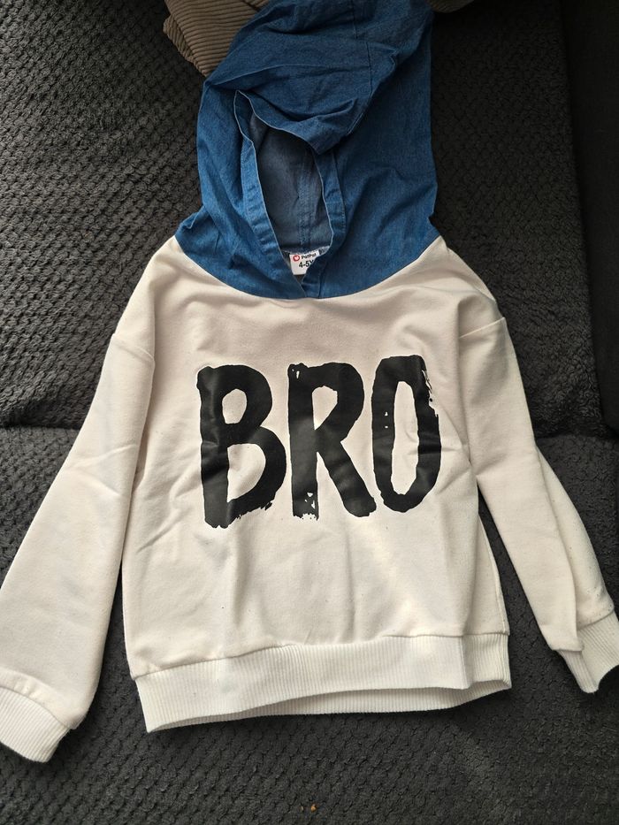 Sweat-shirt