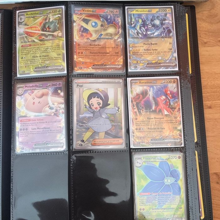 Ev3 lots de 7 cartes Pokémon