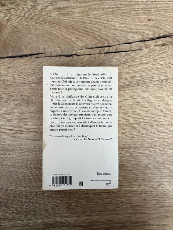 Livre de Poche Christian Jacq - photo numéro 2