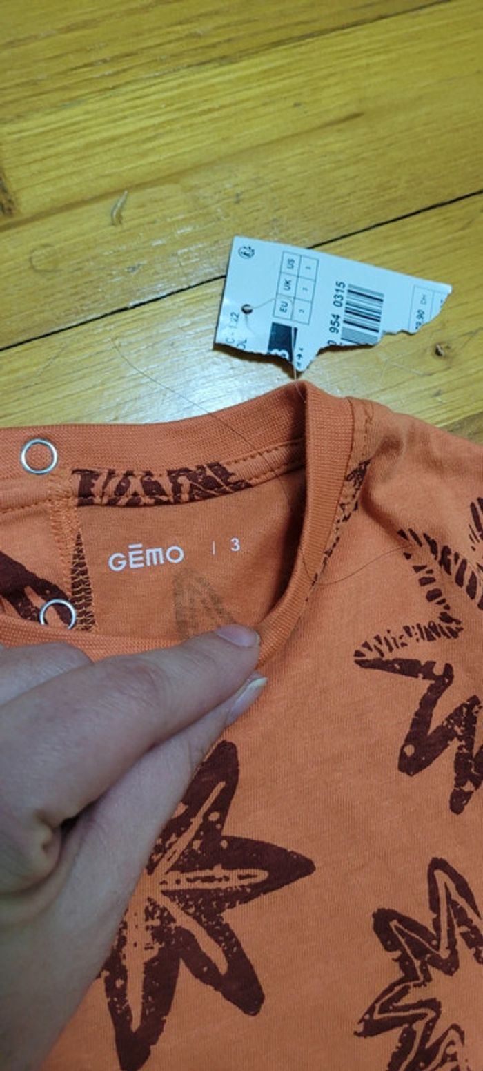 Ensemble été t shirt 3 ans short 2 ans Neuf - photo numéro 4