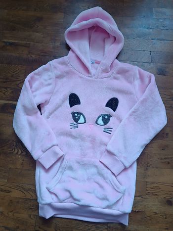 Sweat à capuche pilou pilou 