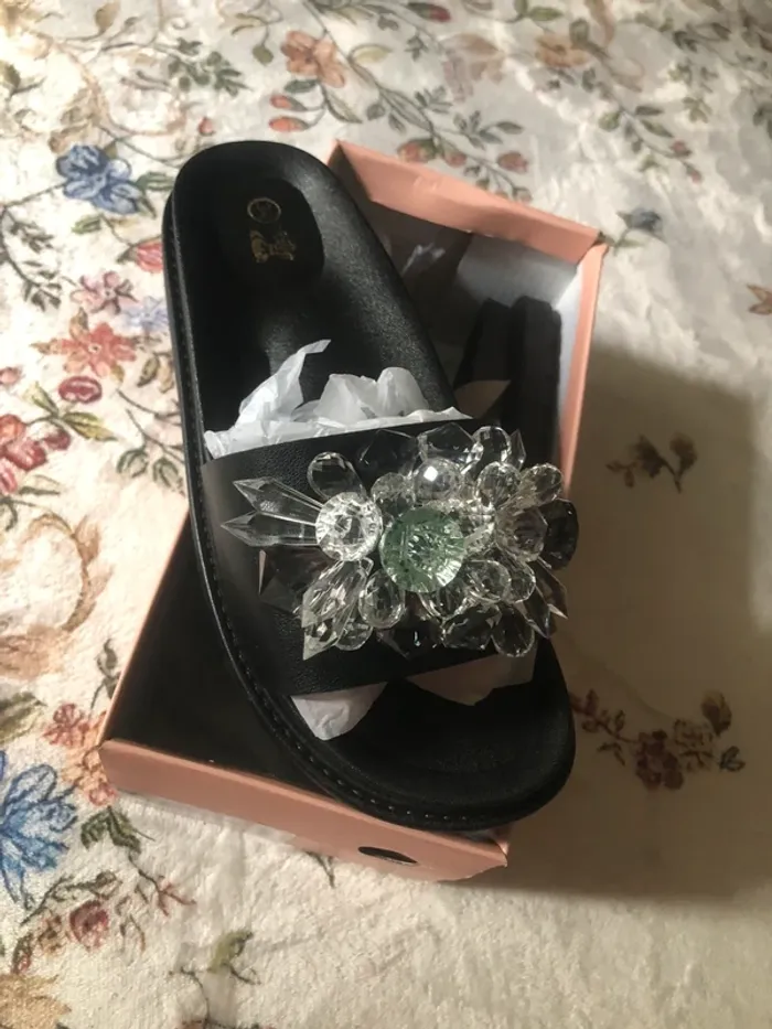 Mules sandales neuve fille 34 - photo numéro 5
