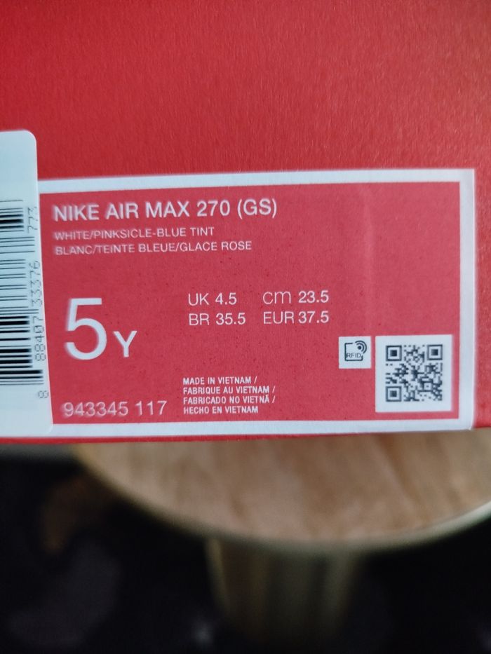 Baskets T 37,5 - photo numéro 10