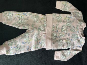 Ensemble rose motif fleurie