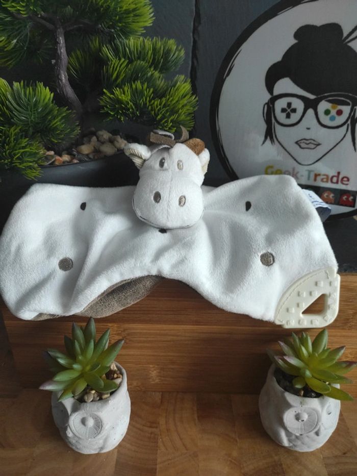 Vache Blanche Marron P'tit Bisous Aubert plat mouchoir #geektradedoudou
