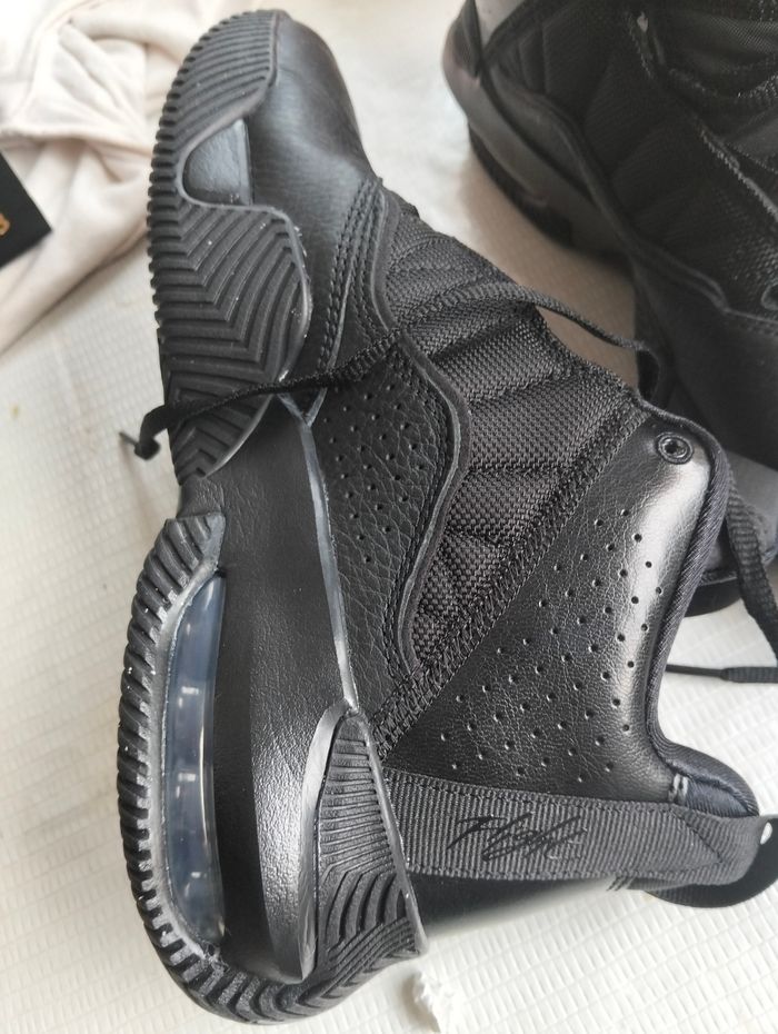 Jordan basket noir - photo numéro 3