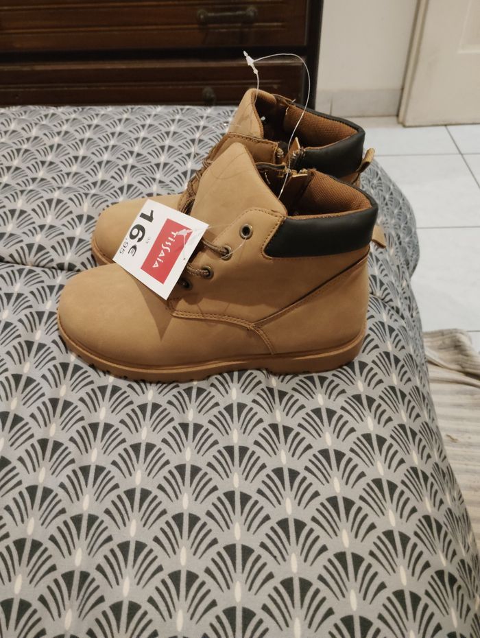 Vendre de bottes - photo numéro 3