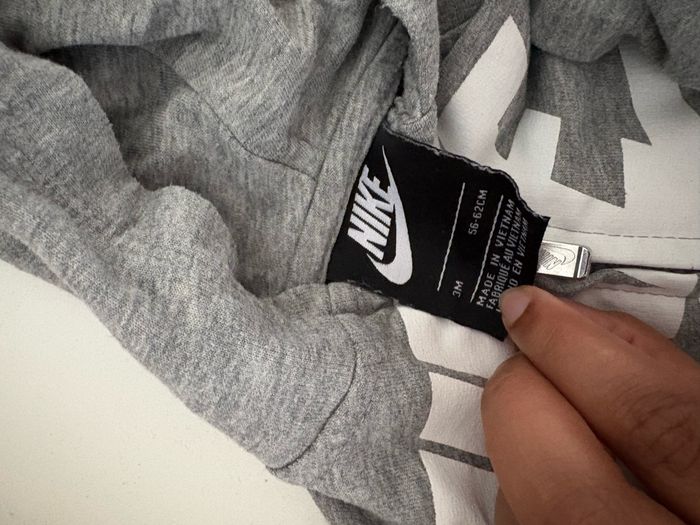 Ensemble Nike avec body manche courte