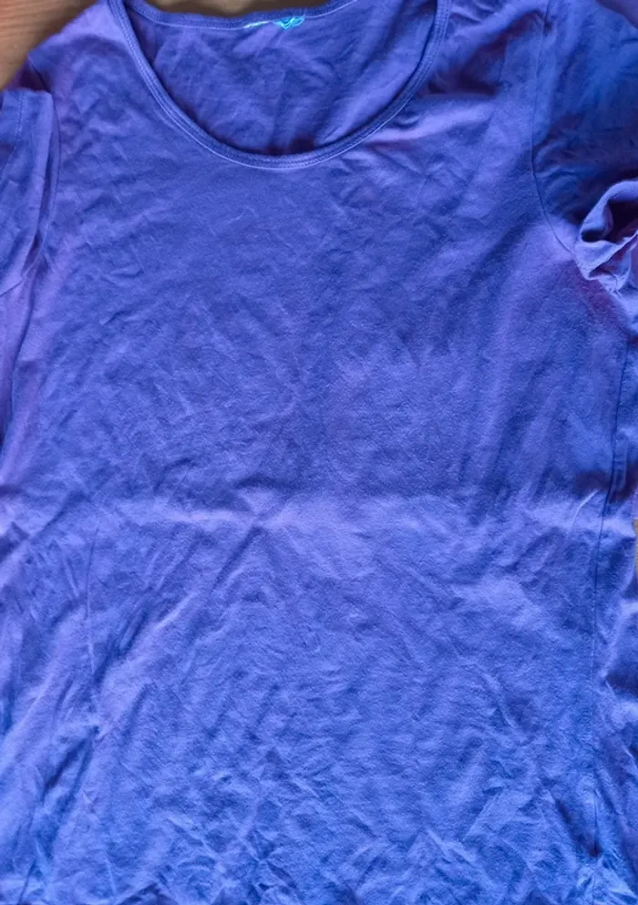 Tee-shirts 42/44 - photo numéro 4