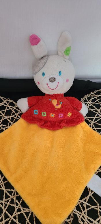 Doudou lapin plat orange rouge brodé motif oiseau NICOTOY