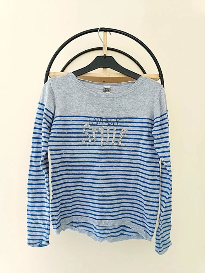 10 ans pull tape a l'oeil