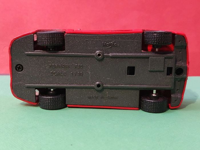 Ferrari F50 - Rouge - 1/39 - Maisto - photo numéro 3