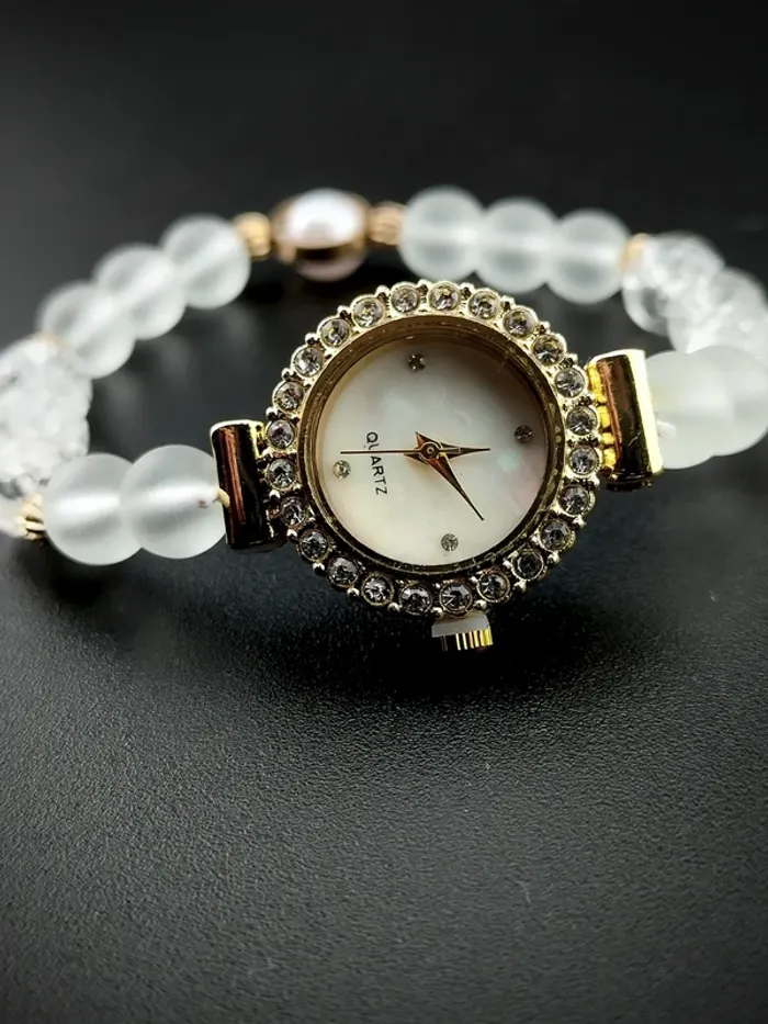 Montre-bracelet perle, blanc, nacré, doré - photo numéro 2