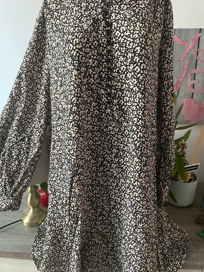 Magnifique robe en 48 de la boutique M&Smode excellent état proche du neuf
