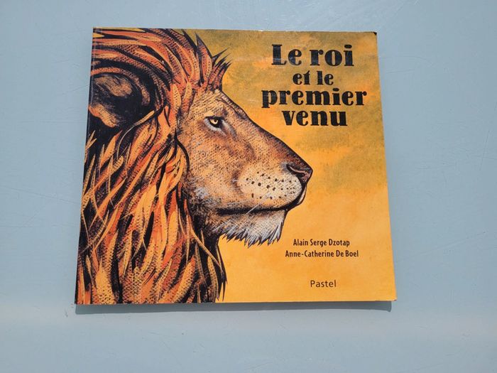 Livre couverture souple, l'école des loisirs 🦁 Le Roi et le premier venu 🦁 6-8 ans - photo numéro 2