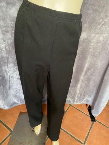 Pantalon noir classique taille unique quattro
