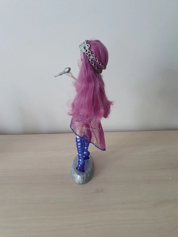 Poupée Monster High - Ari Hauntington - Spooktacular Popstar - Mattel - photo numéro 3