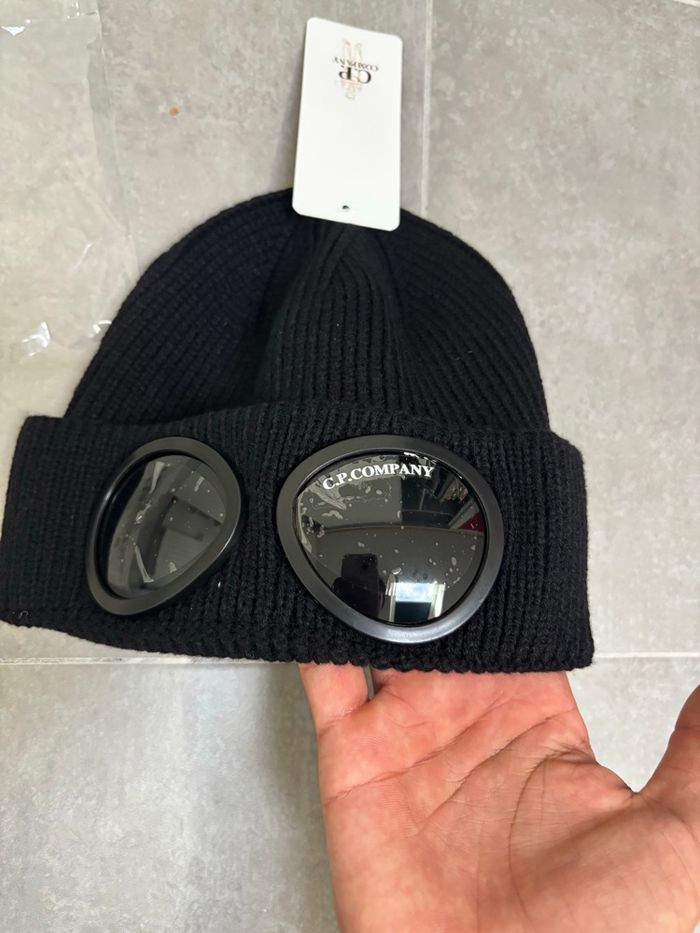 Bonnet CP company - photo numéro 2