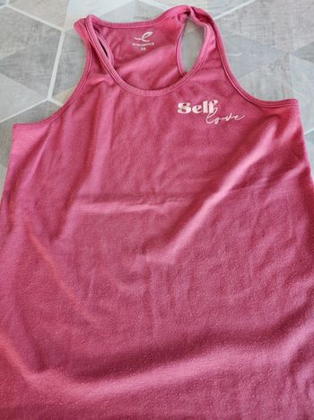 Débardeur Intersport taille 38