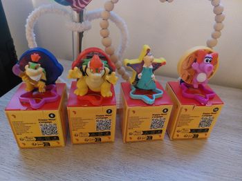 4 figurines mc donald mario bros neuf