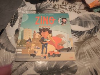 Album avec CD Zino déménage