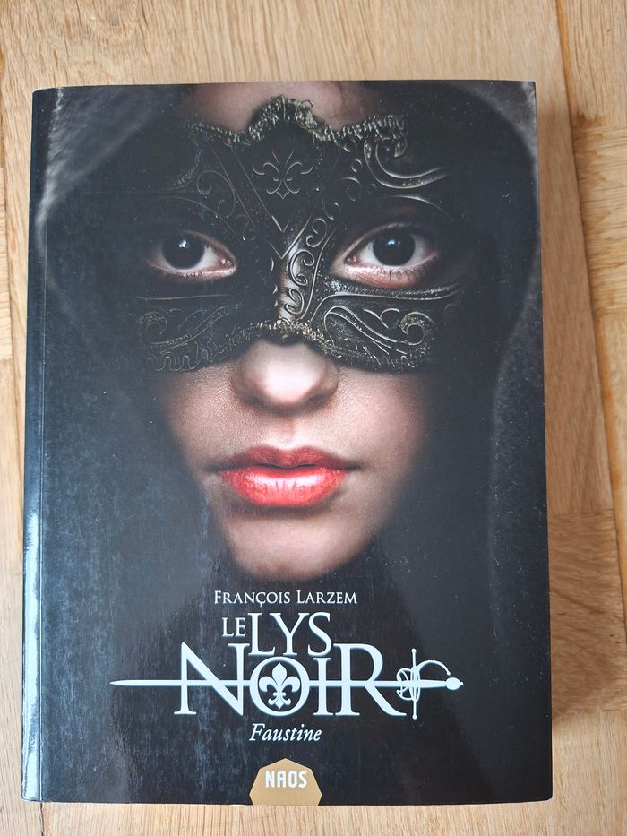 Le Lys Noir