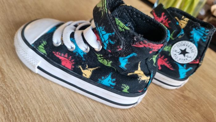 Baskets Converse hautes T20 dinausaure état neuf - photo numéro 4