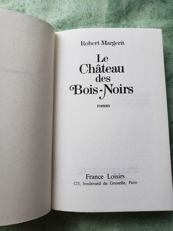 Livre le château des bois-noirs