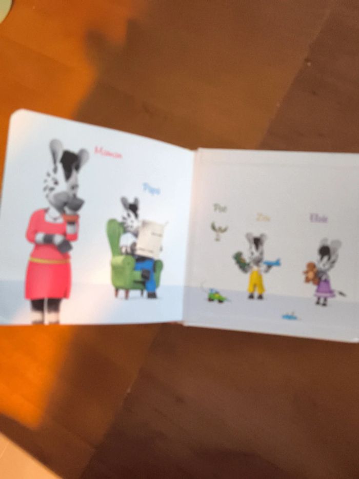 Livre le dino de Zou très bon état - photo numéro 5