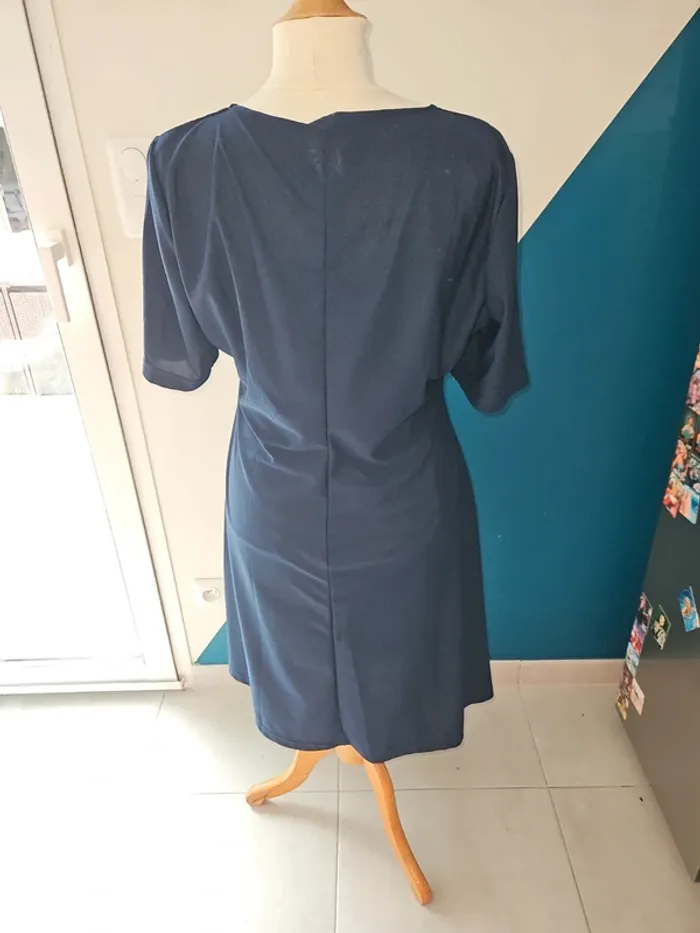 Robe 44 - photo numéro 2