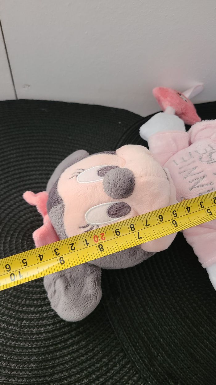 PELUCHE DOUDOU MINNIE MOUSE ROSE GRIS PLANETE ETOILE DISNEY - photo numéro 4