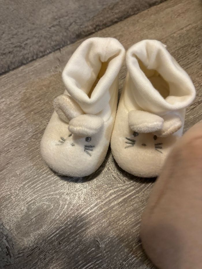 Chaussons bébé neuf - photo numéro 2