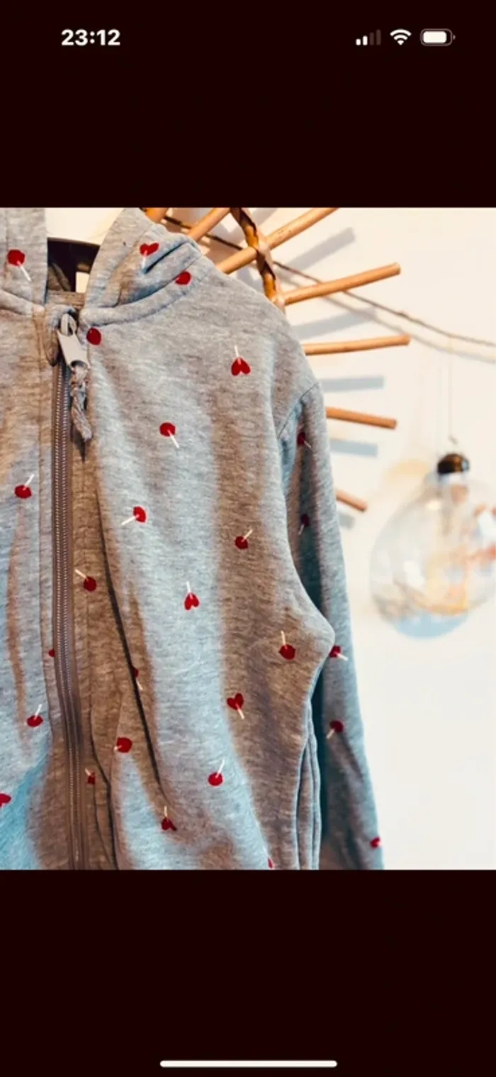 🌟 Gilet à capuche fille – Taille 6 ans – KIABI 🌟 - photo numéro 2