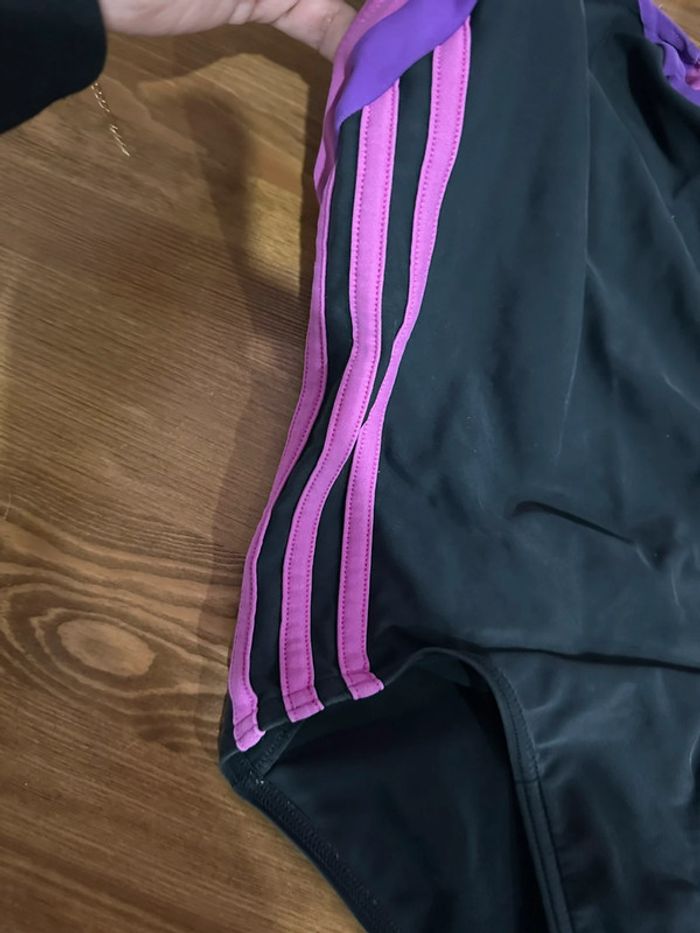 Maillot de bain Adidas 8/10 ans - photo numéro 3