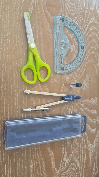 Lot fourniture scolaire