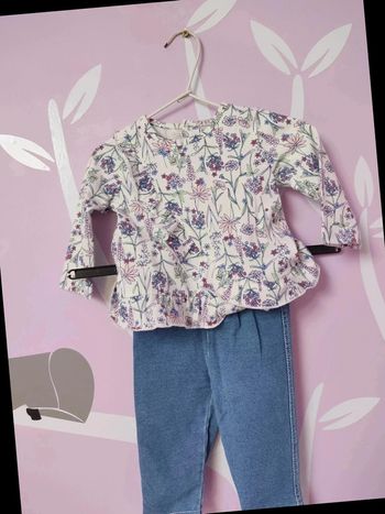 Ensemble (Haut + pantalon ) 6 mois