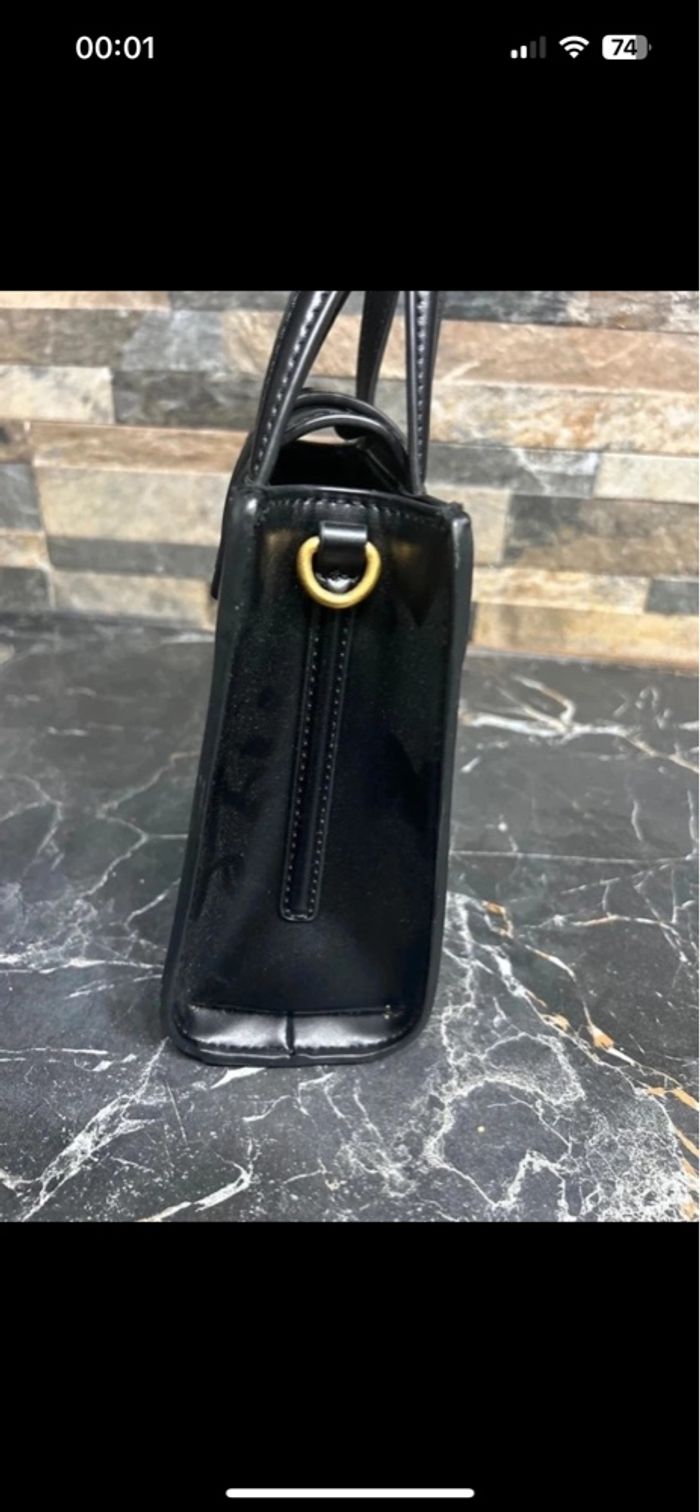 Sac Zara très bonne état - photo numéro 3