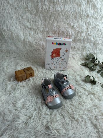 Paire de sandales Babybotte taille 18