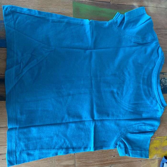 Tee-shirts 4 ans requin - photo numéro 3