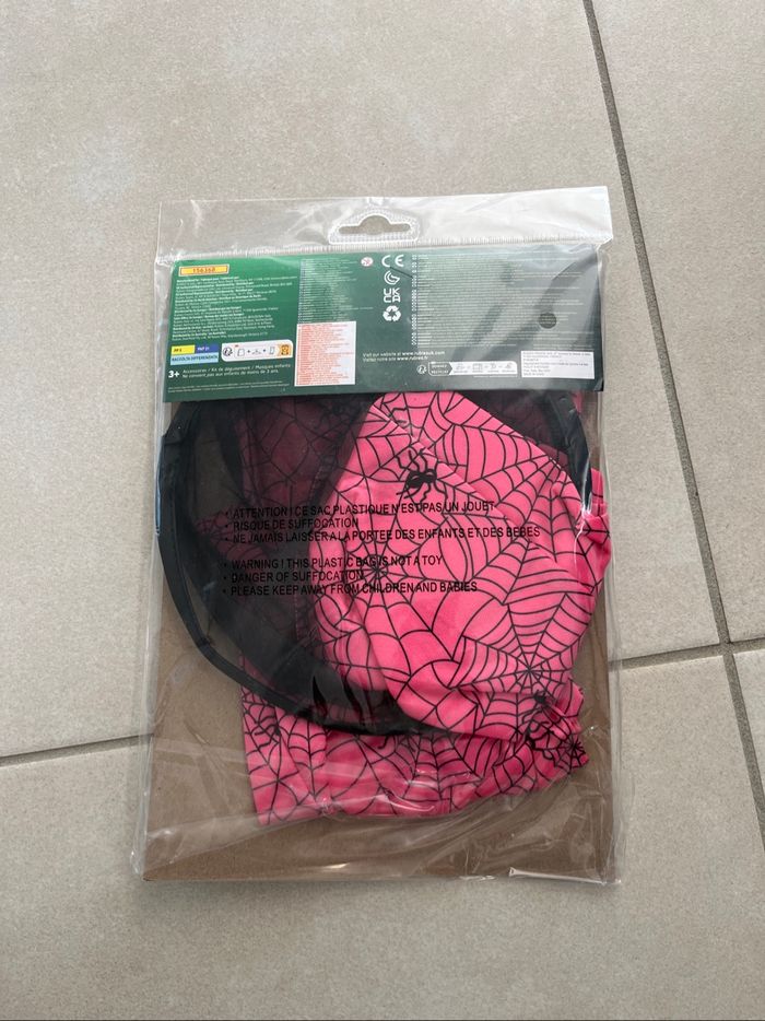 Déguisement Halloween fille sorcière - photo numéro 2