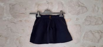 Jupe bleu marine 5-6 ans