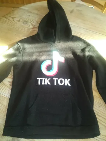 Sweat Noir Fille Tik tok
