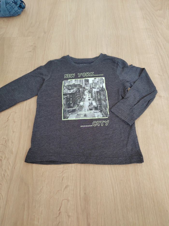 Lot de tee-shirts 4ans - photo numéro 4